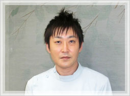 歯科技工士 鈴木 亮司